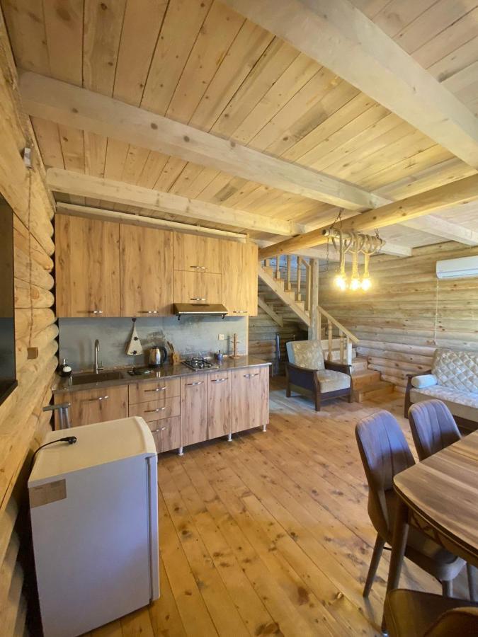 Guest House On Angisa 바투미 외부 사진