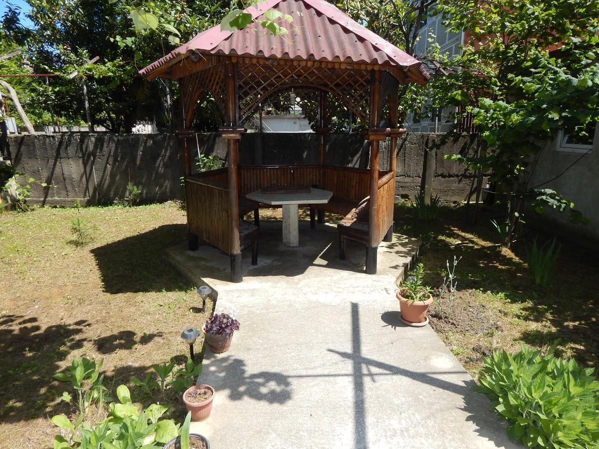 Guest House On Angisa 바투미 외부 사진